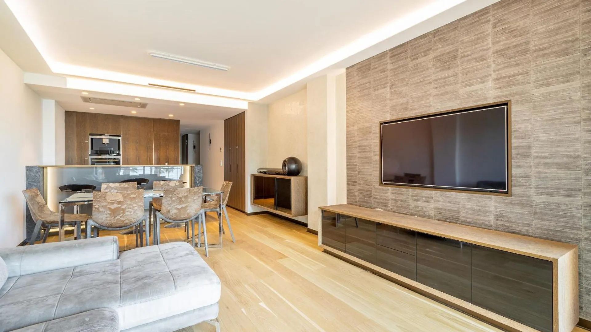 Agence Des Residences - Appartements Prives Du 45 Croisette- Prestige Cannes 0*,  France